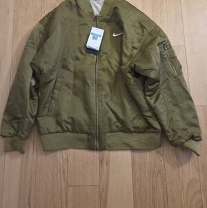 Nike Air Sportswear Reversible Varsity Bomber Jacket Women's Size M NWT